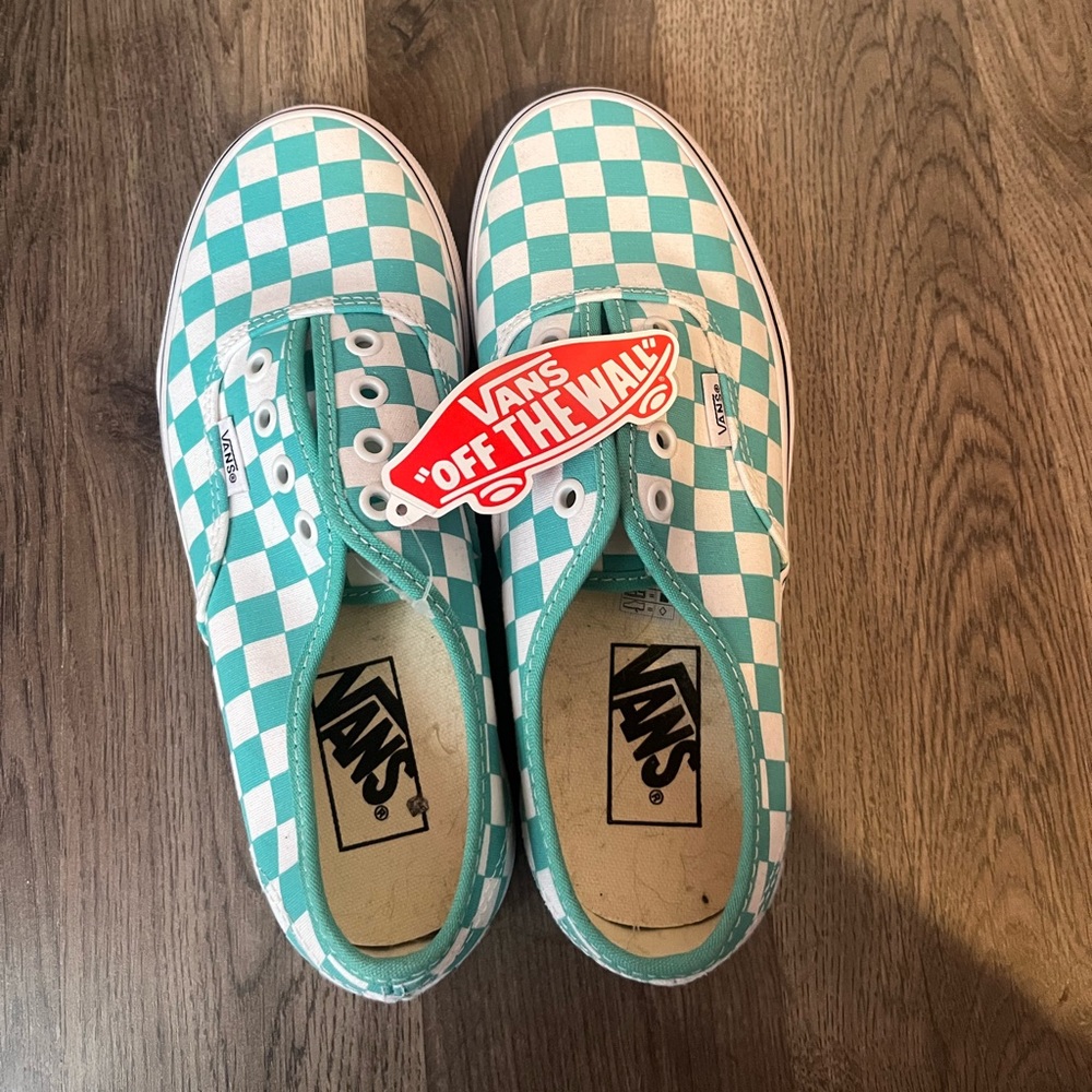 Vans Authentic 'Checkerboard - Waterfall', size 7, no laces.